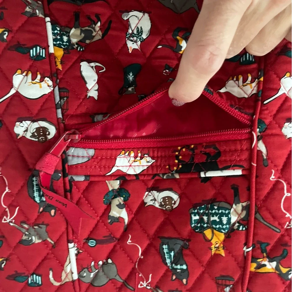 Vera Bradley Red holiday cats Crossbody Bag - Picture 4 of 4